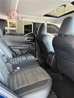 ميتسوبيشي اوتلاندر